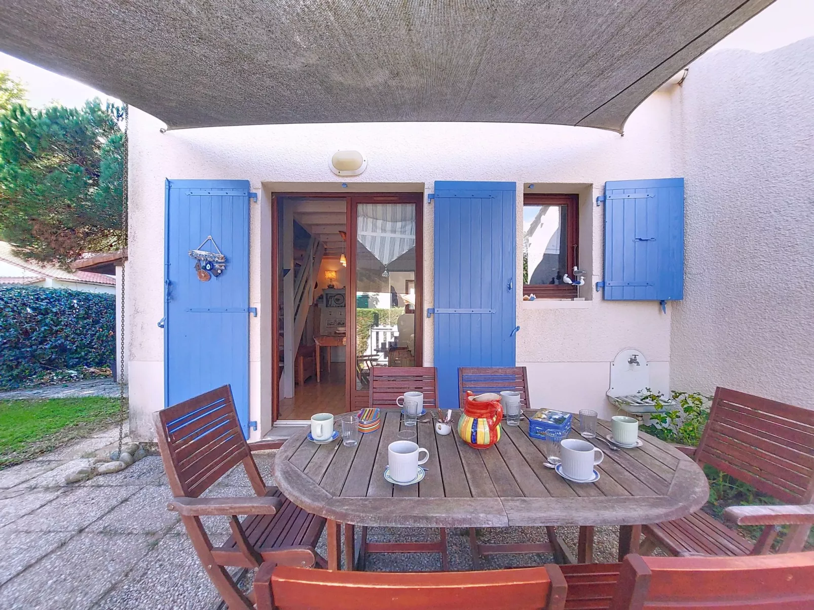 Les Charmilles-Buiten