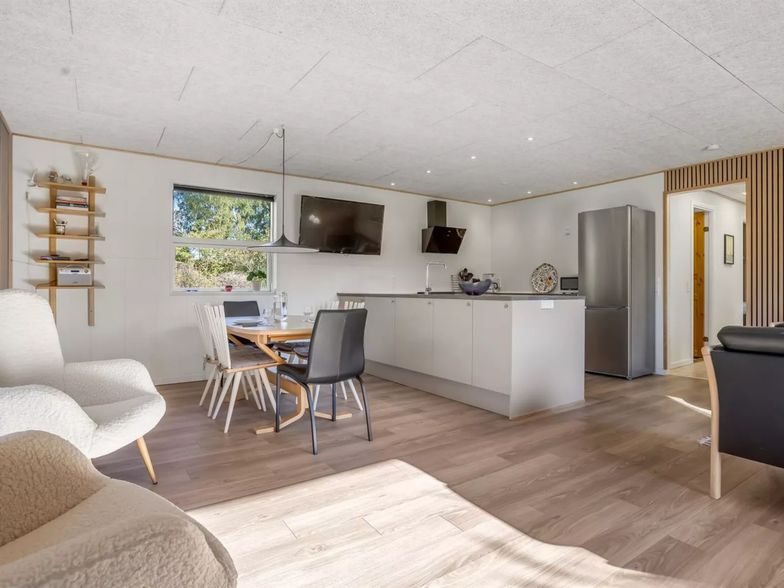 "Tameran" - 1km from the sea-Binnen