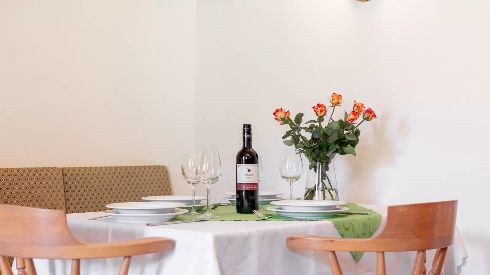 Landhaus Marchfeld Top 4  Top 5-Eetkamer