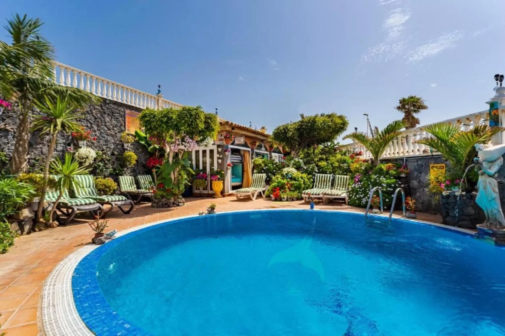 Delfin 101A Jardin Privado-Tuinen zomer