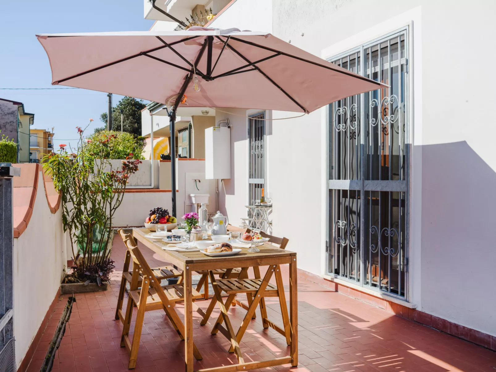 Sunflower piano terra-Buiten