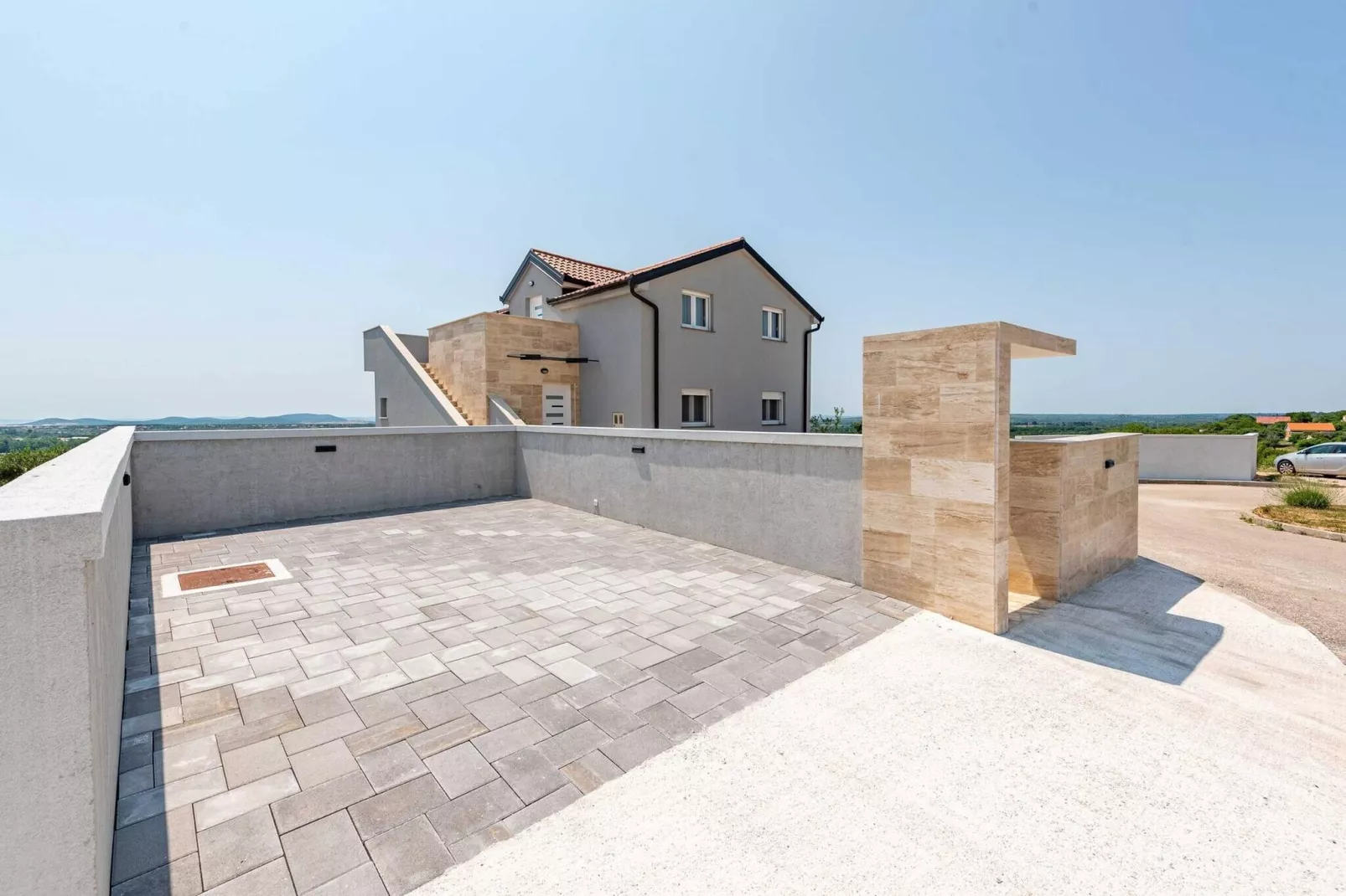 Villa Pezer with heated pool & sauna-Buitenkant zomer