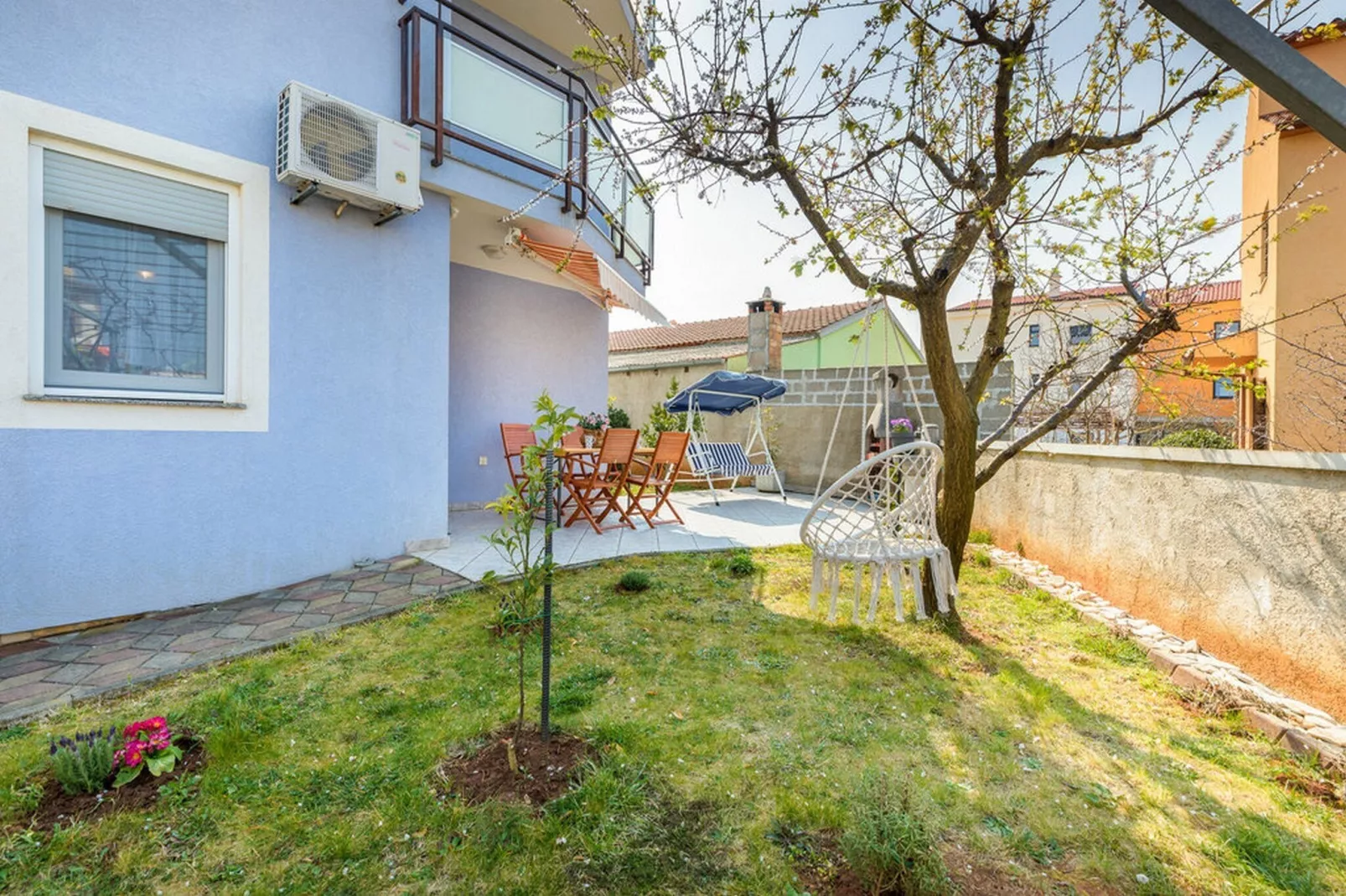 Apartment Dana - Two Bedroom Apartment with Terrace-Buitenlucht