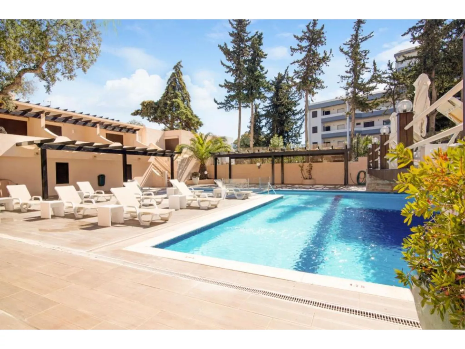 Ivone - Sunny Way-Buiten