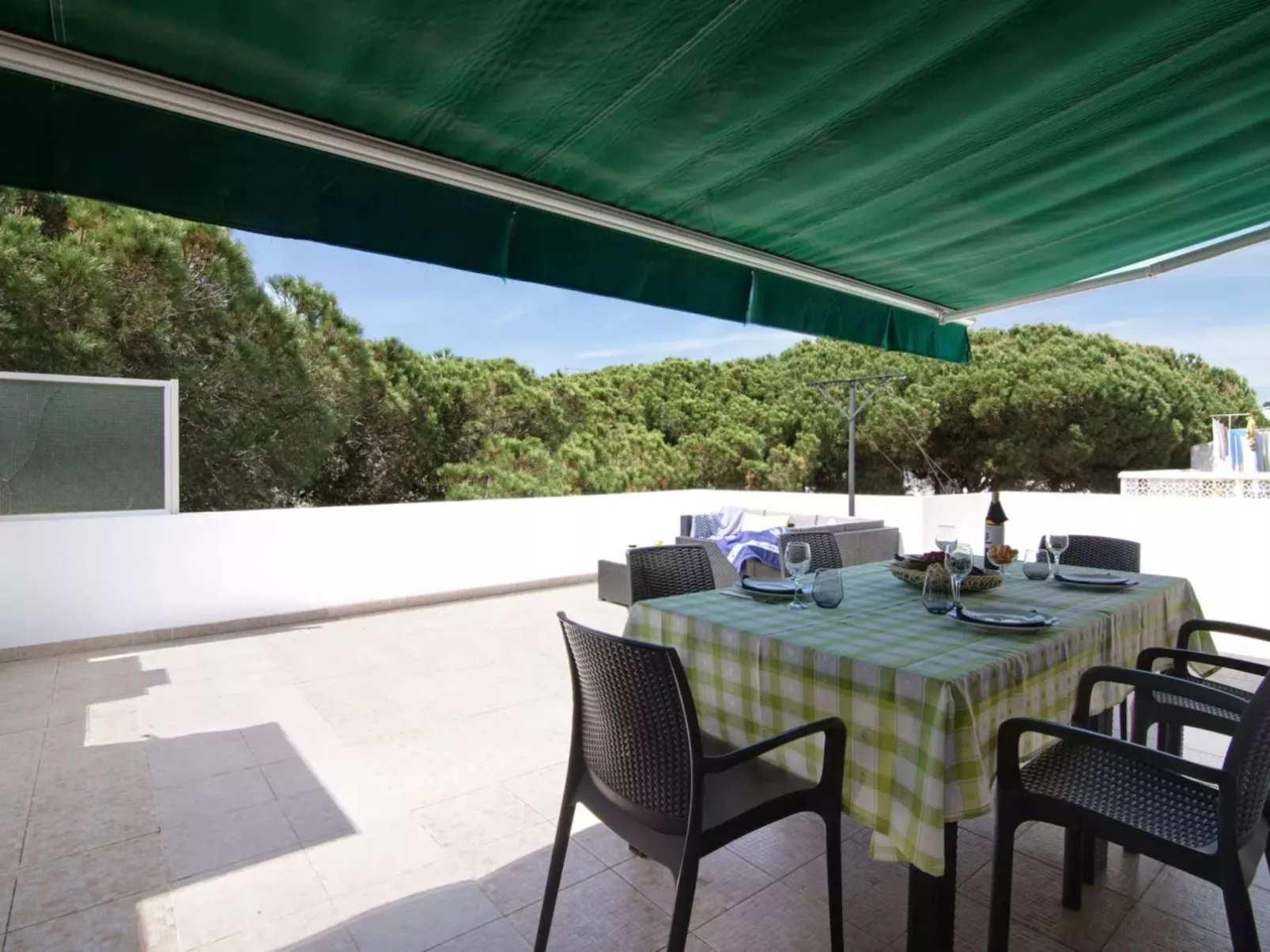 Kaya- Sunny Way-Buiten