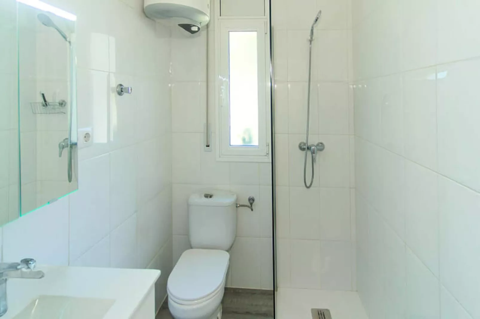 Maison à Roses-Niet-getagd