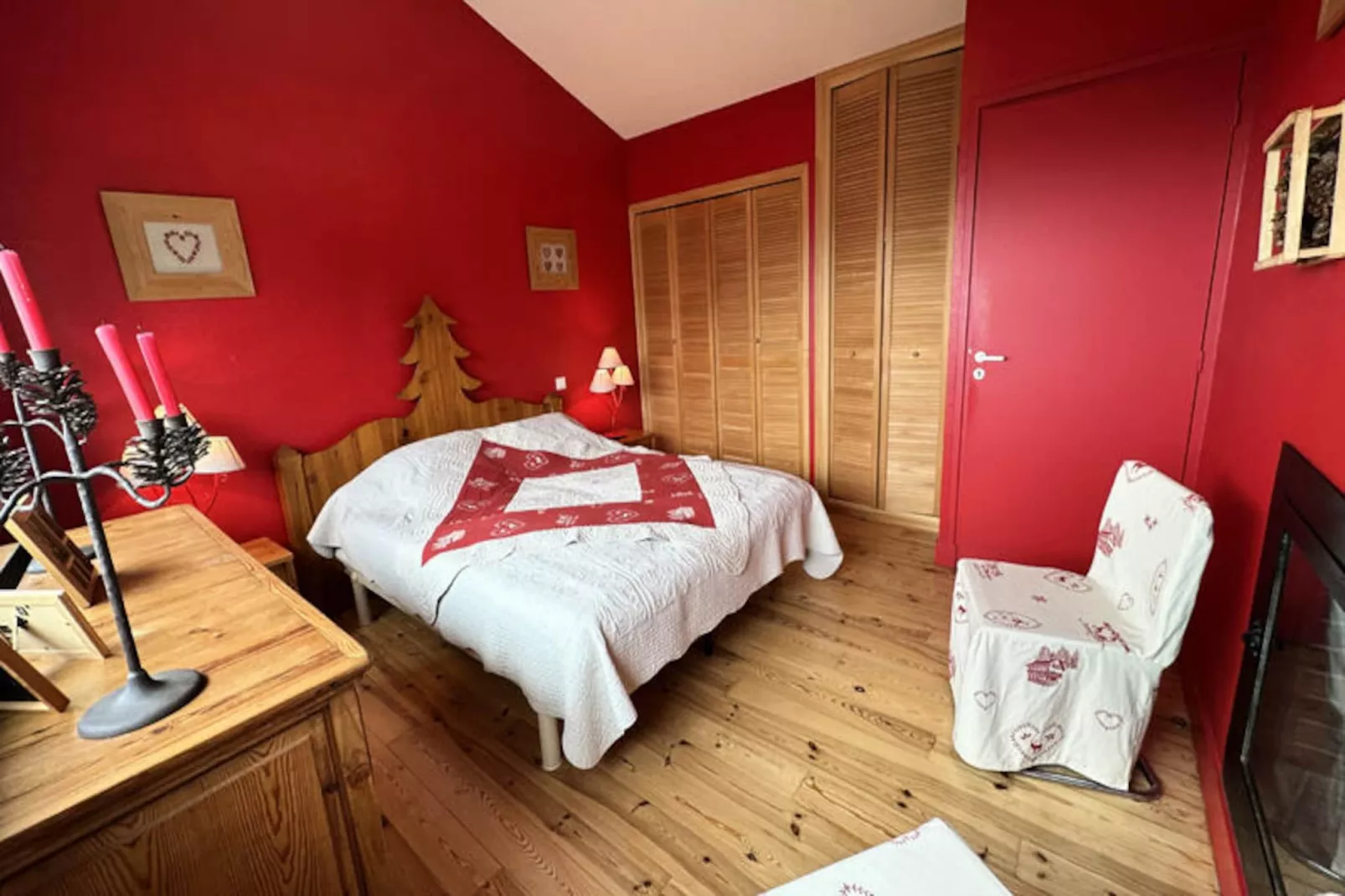 Appartements à Saint Jacques Des Blats-Niet-getagd