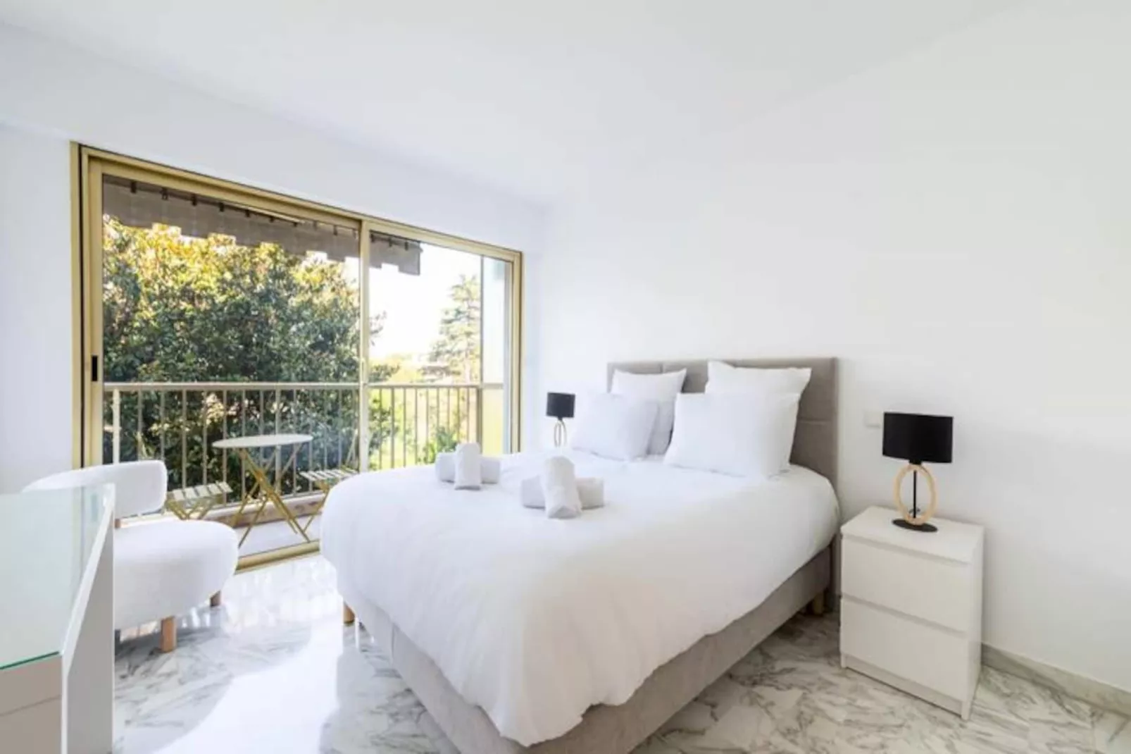 Résidence 3p Vue Mer, Piscine &ndash; Cannes Croix Des Gardes-Niet-getagd