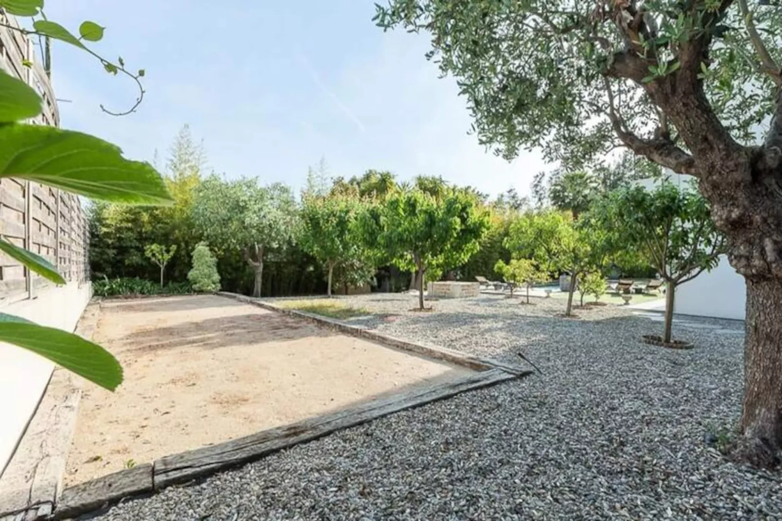 Résidence Villa En Domaine Priv&eacute; Avec Piscine Chauff&eacute;e-Niet-getagd