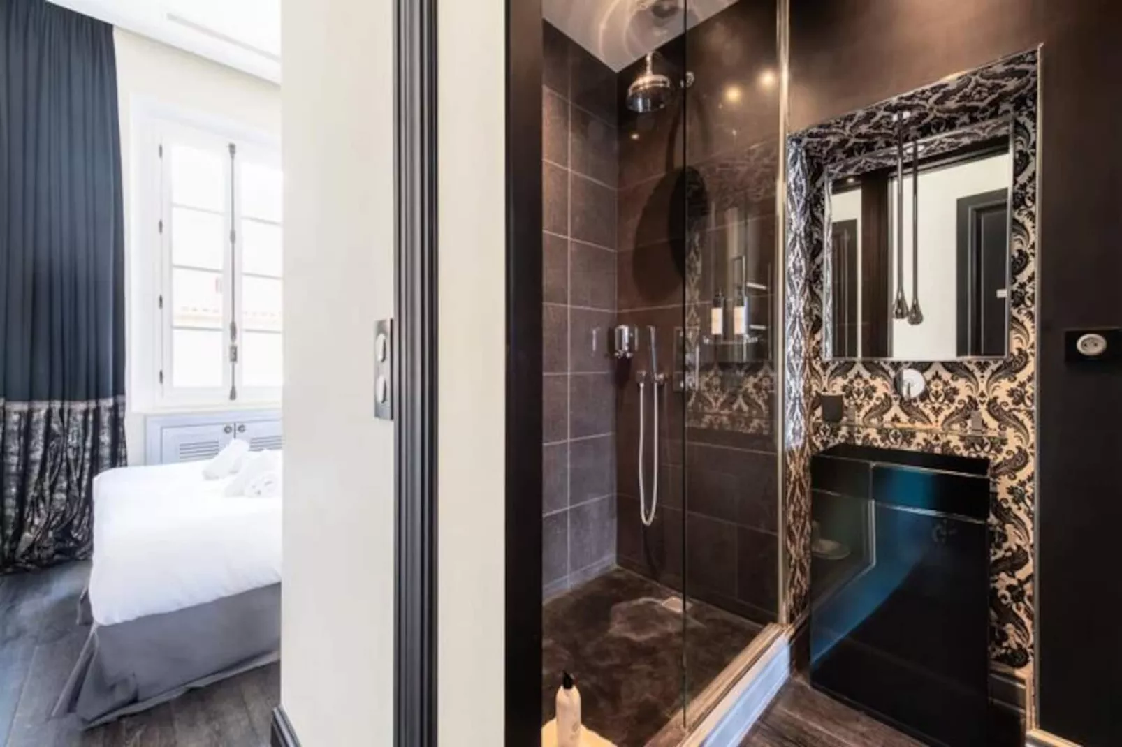 Résidence Prestige Et Confort Face Au Palais Des Festivals-Niet-getagd