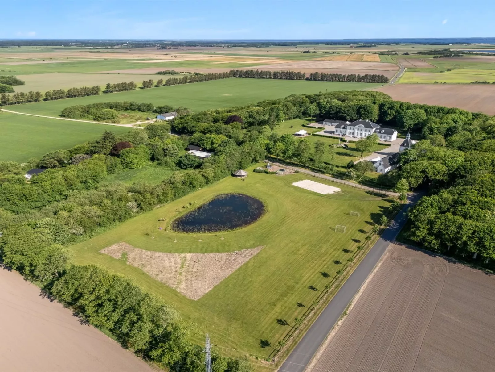 "Edine" - 4.5km from the sea-Buiten