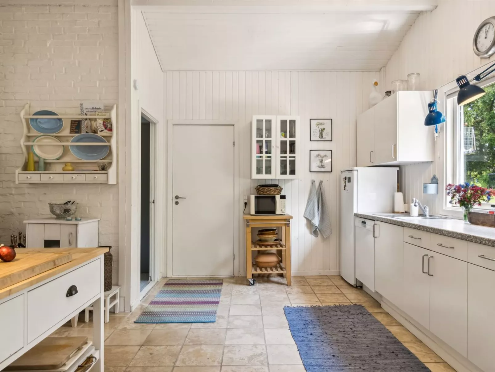 "Reika" - 1km from the sea-Binnen