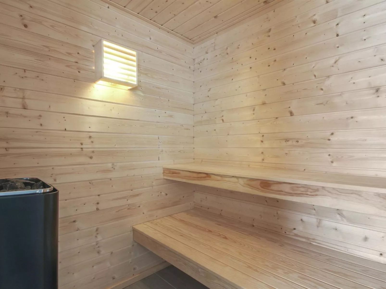 "Ariadne" - 900m from the sea-Binnen