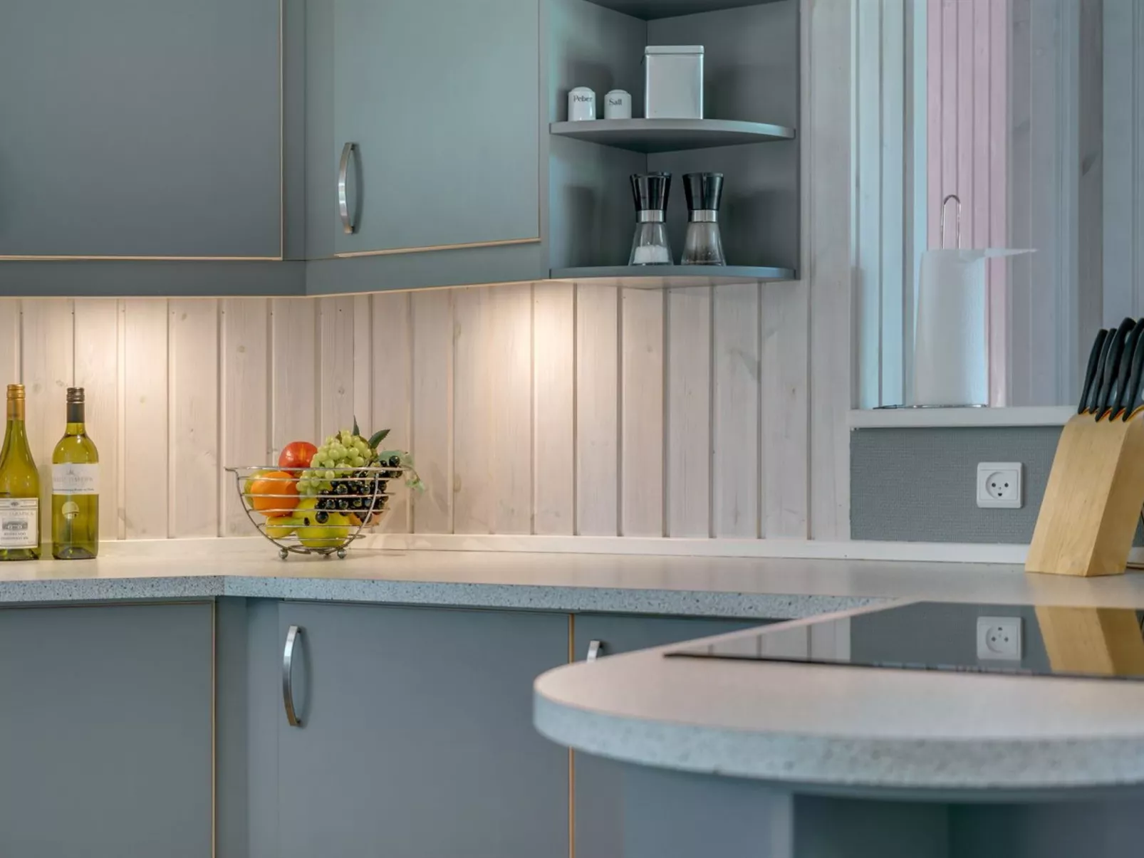 "Esaline" - 400m from the sea-Binnen