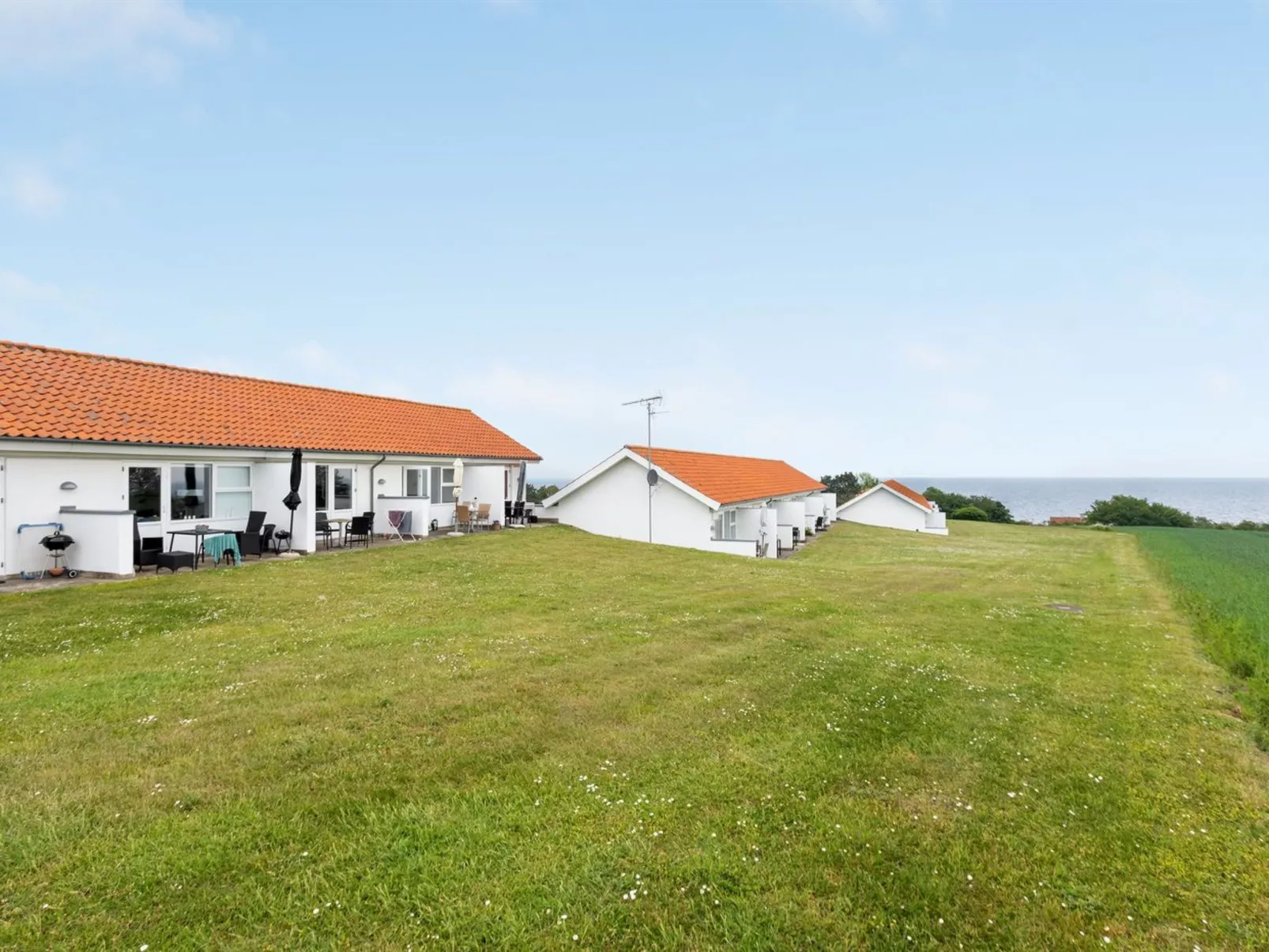 "Roger" - 400m from the sea-Buiten