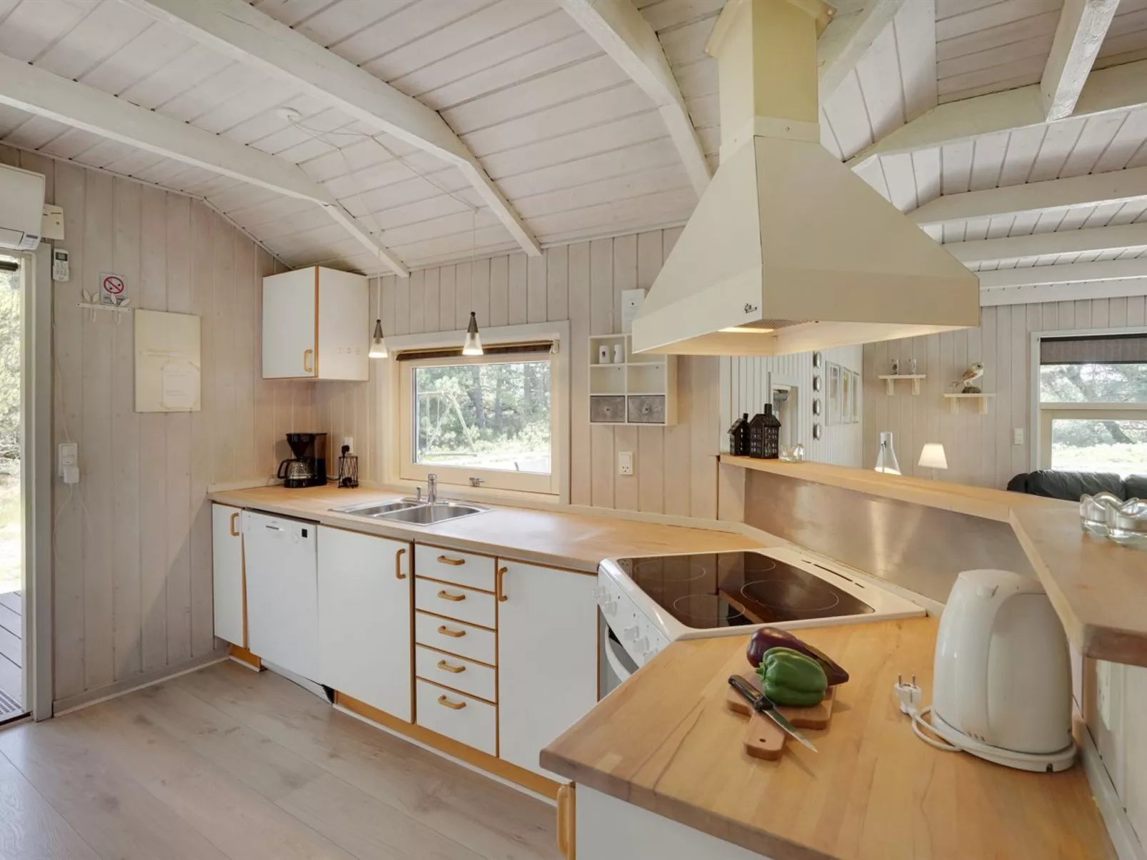 "Lin" - 2.9km from the sea-Binnen