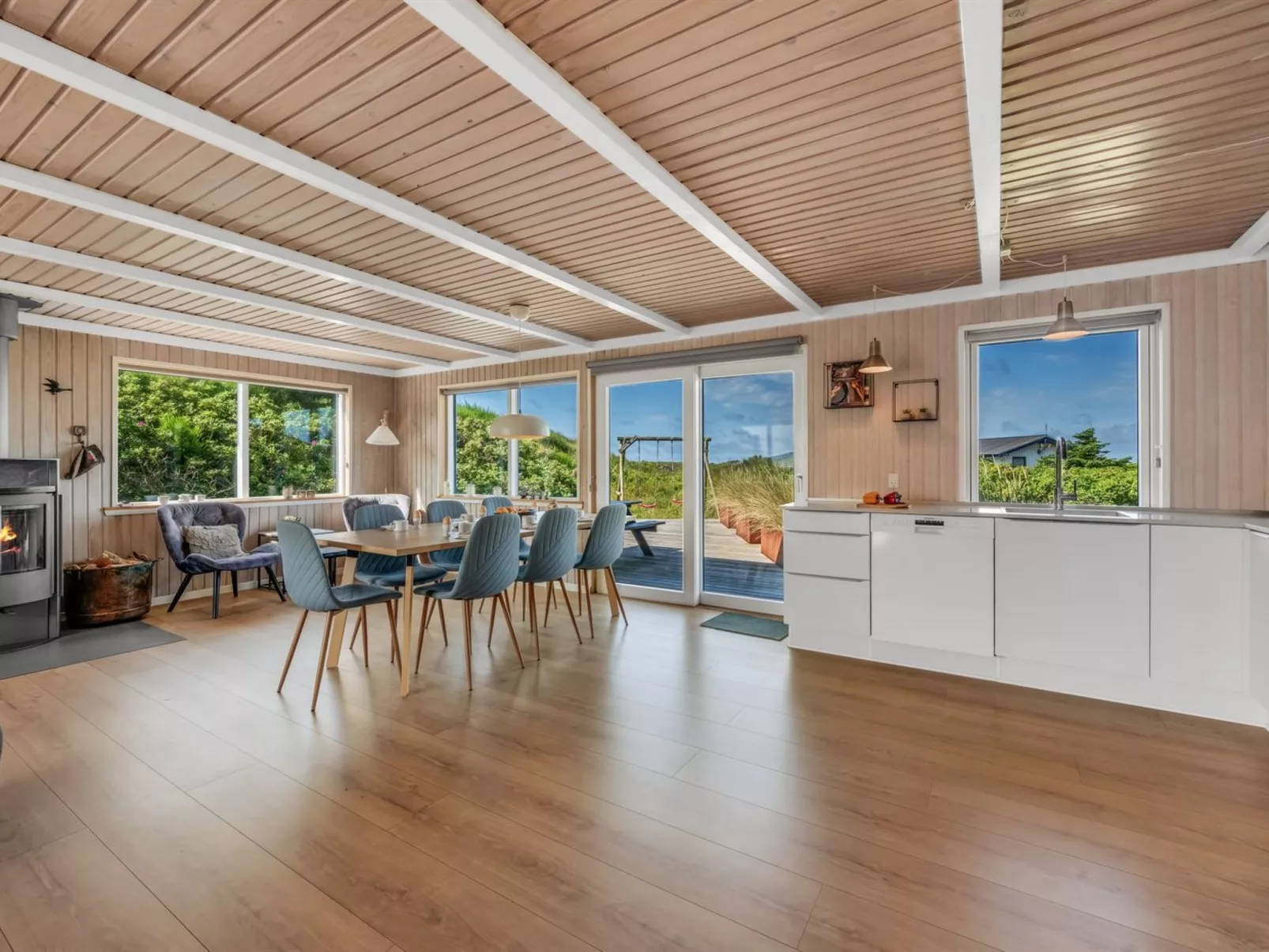 "Talia" -  from the sea-Binnen