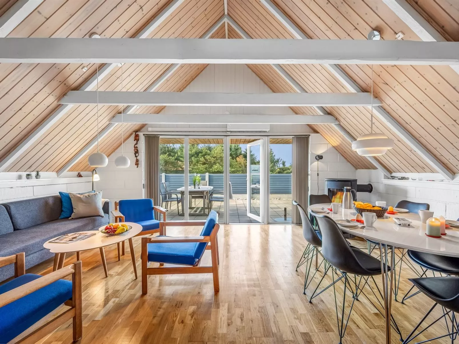 "Hemfrith" - 800m to the fjord-Binnen