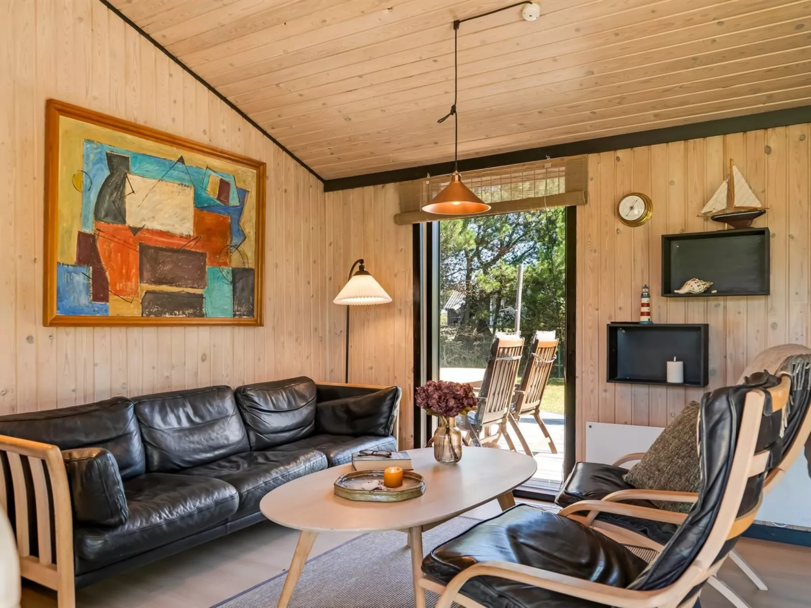 "Litle" - 600m from the sea-Binnen