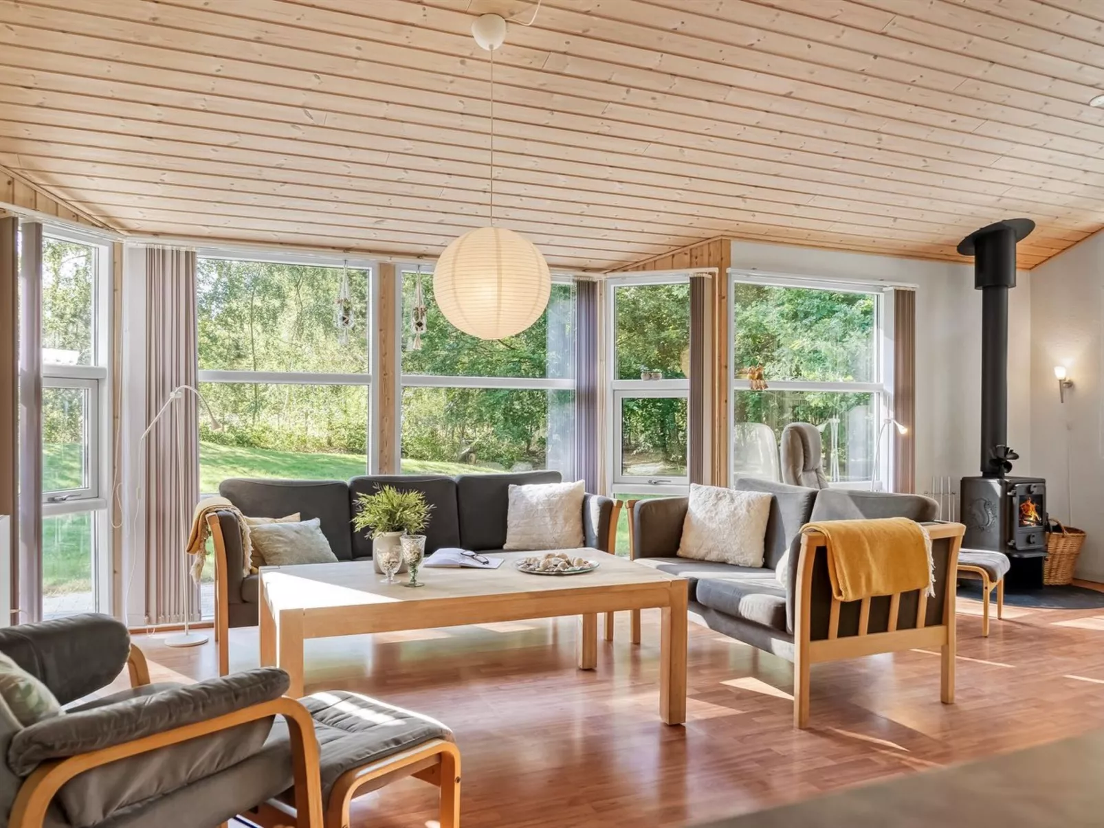 "Barne" - 4km from the sea-Binnen