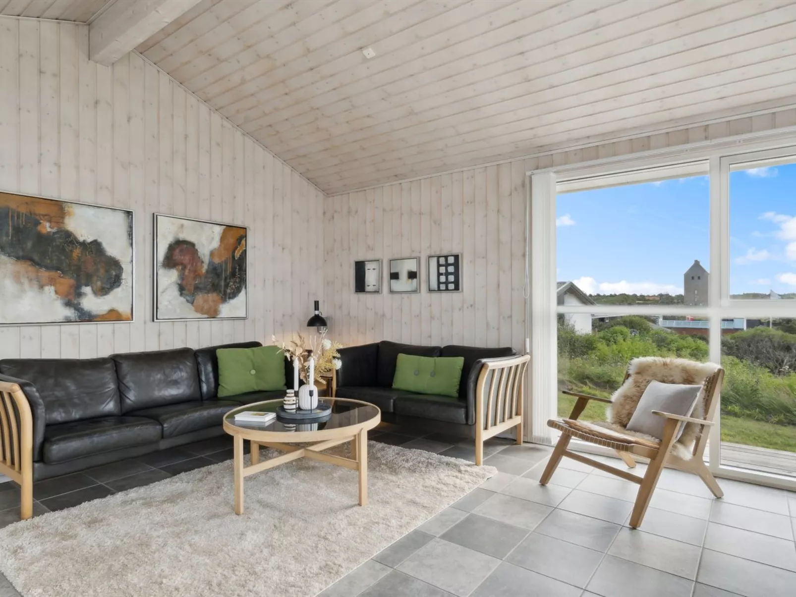 "Ohto" - 281m from the sea-Binnen