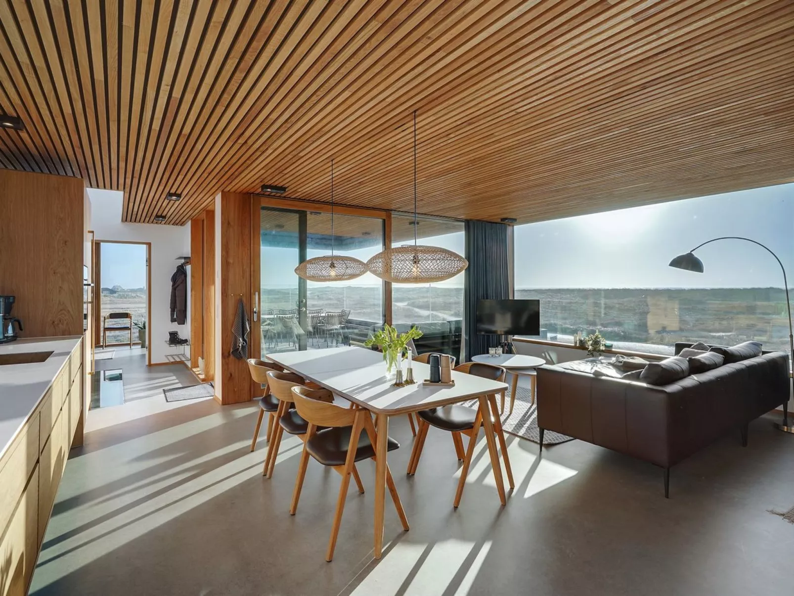 "Caterina" - 100m from the sea-Binnen