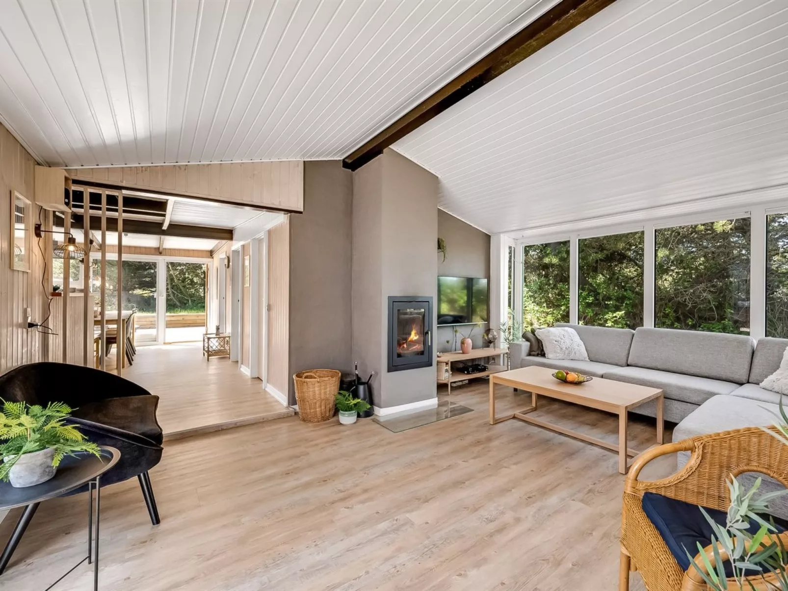 "Finne" - 800m from the sea-Binnen