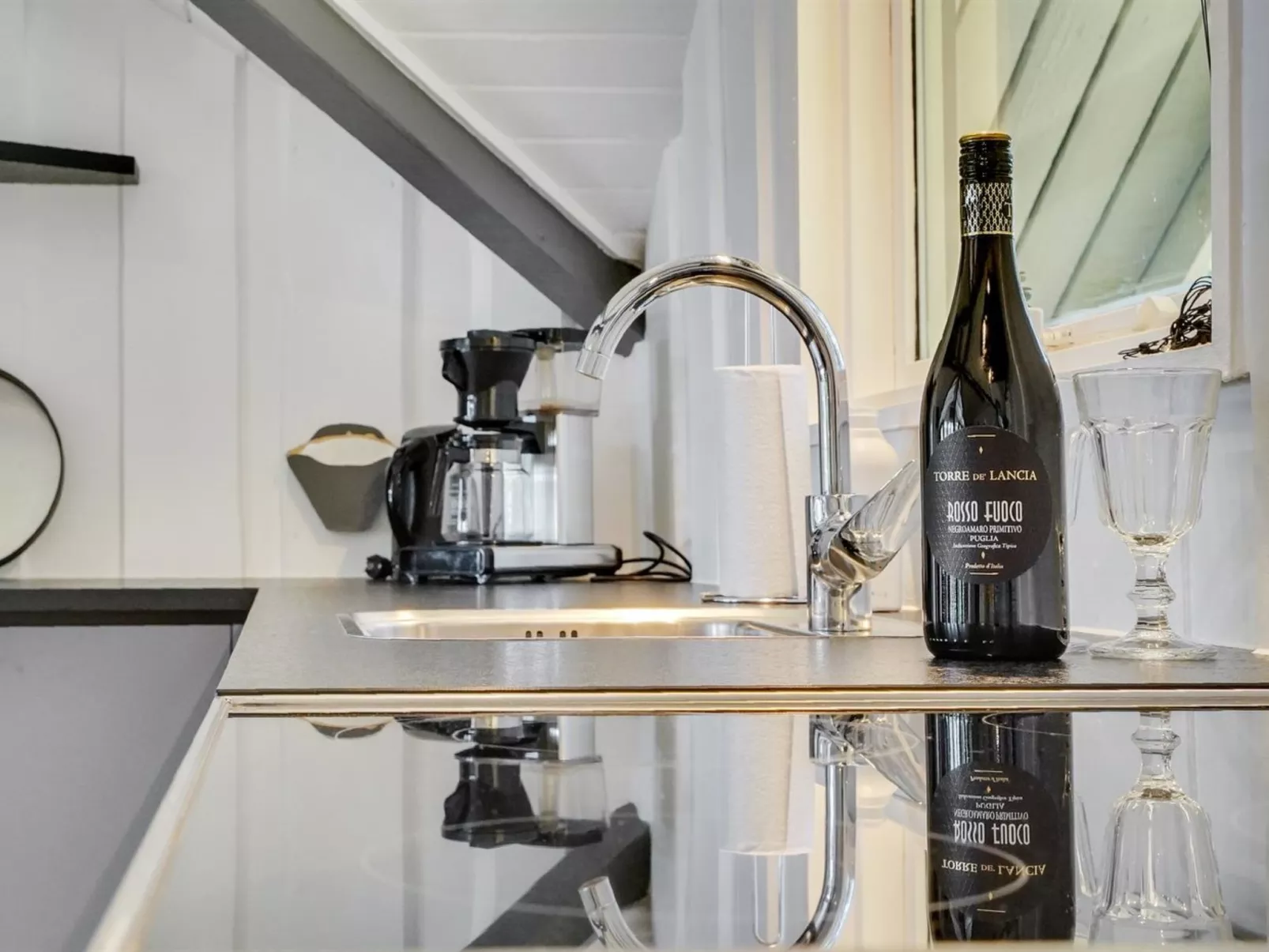 "Hjalmara" - 900m from the sea-Binnen