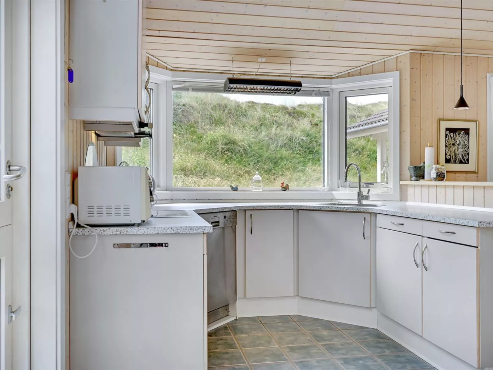 "Asvalde" - 150m from the sea-Binnen