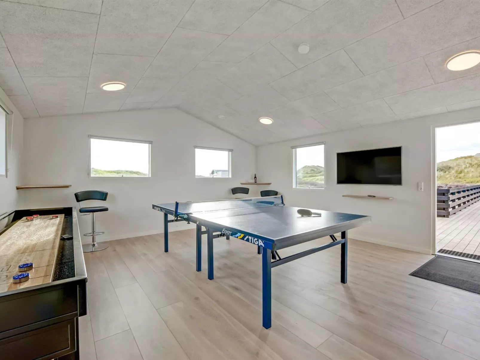 "Birger" - 300m from the sea-Binnen