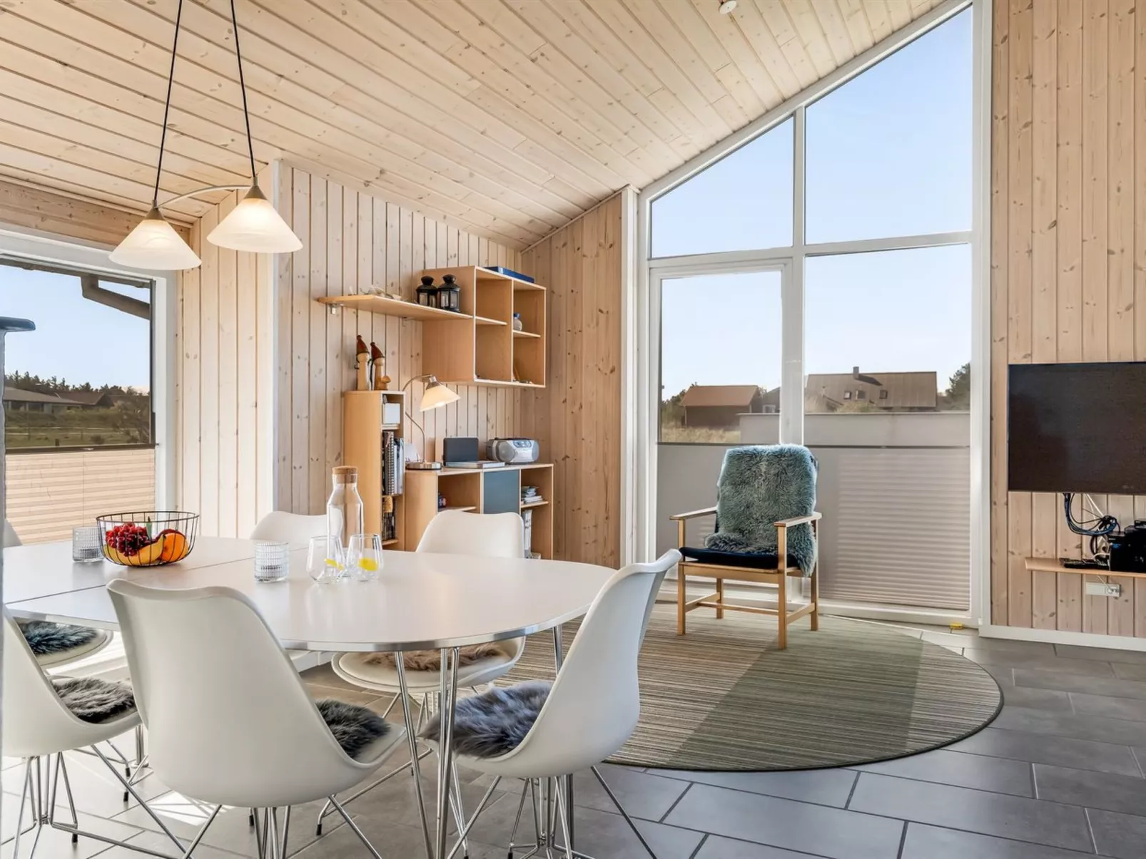 "Hornbogi" - 300m from the sea-Binnen