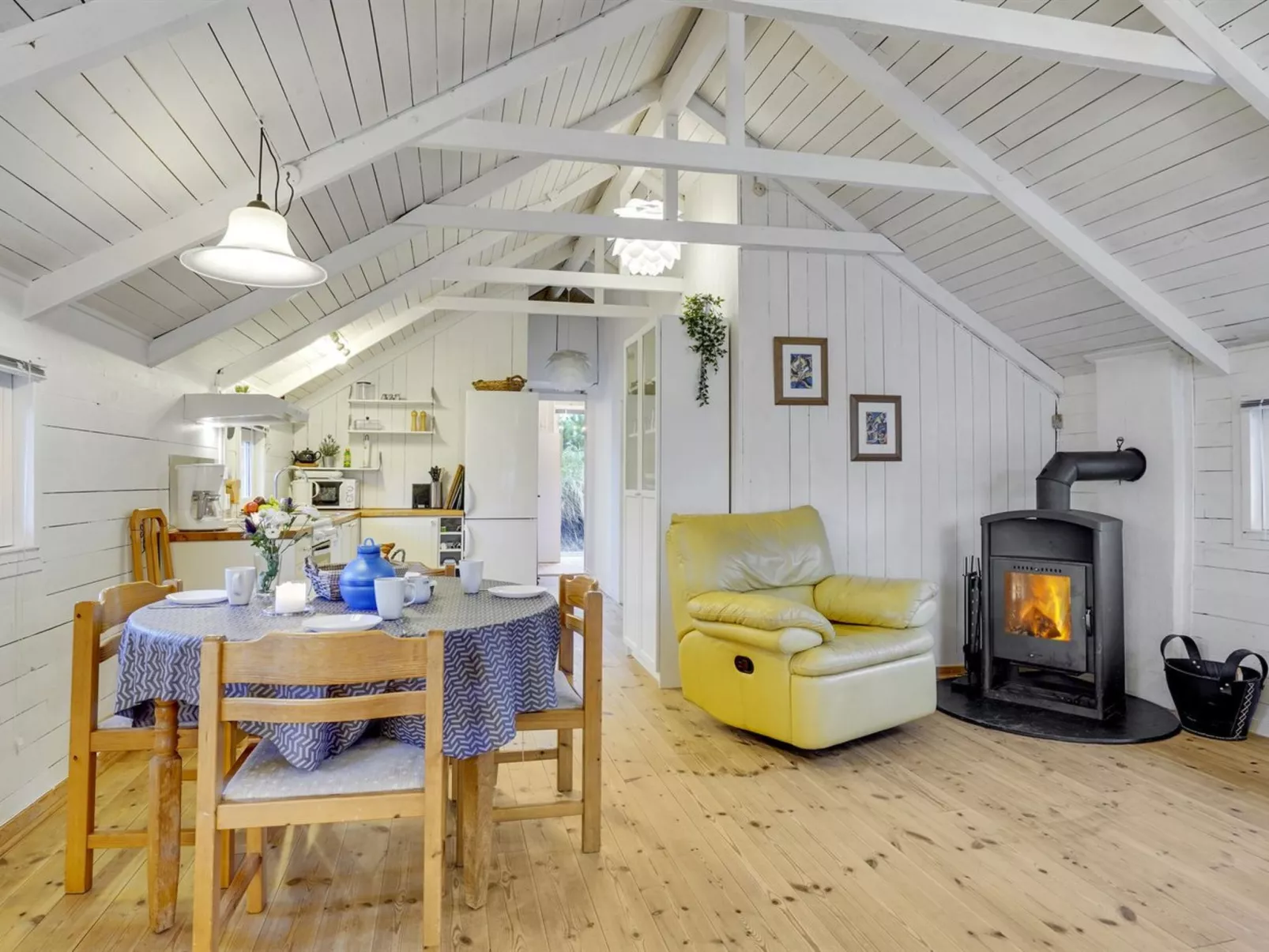 "Tameran" - 700m from the sea-Binnen