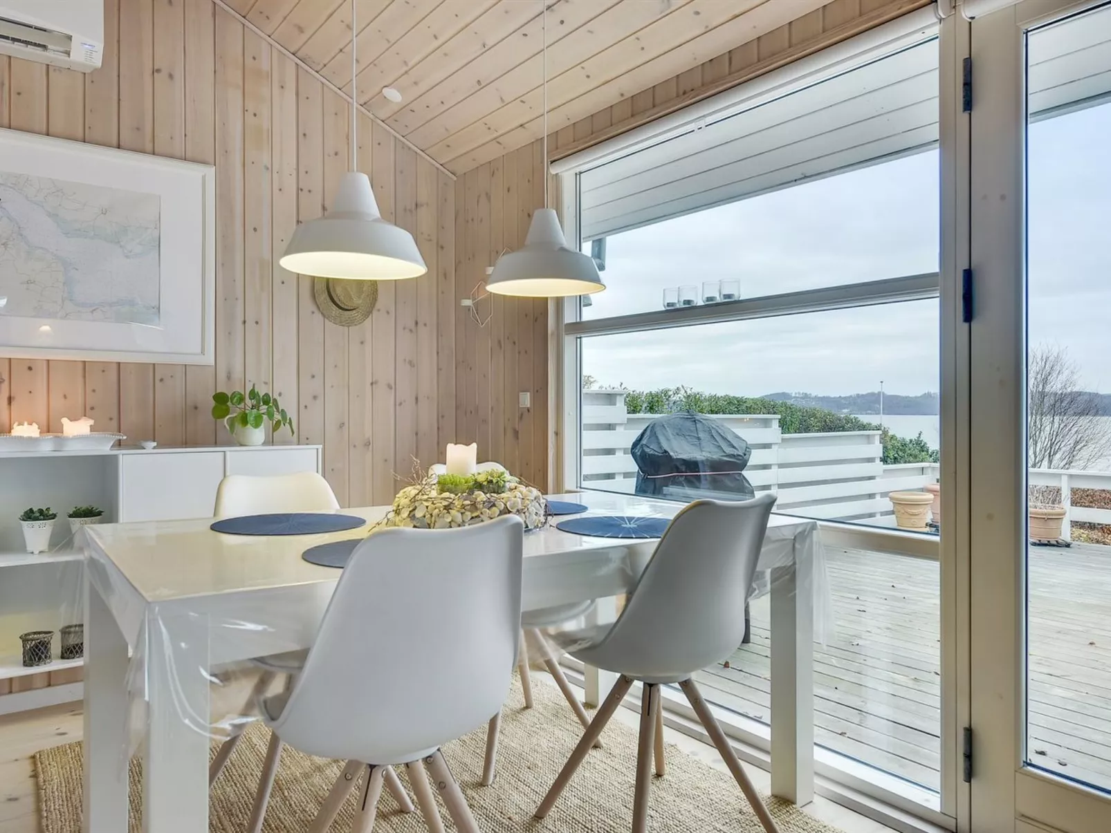 "Tini" - 50m to the fjord-Binnen