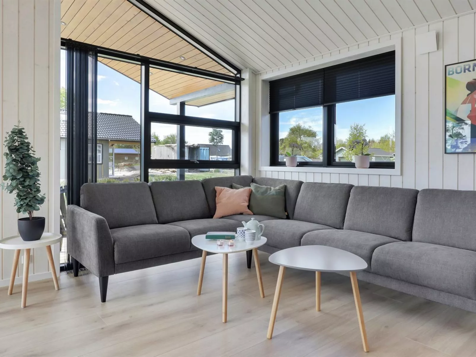 "Ignat" - 175m from the sea-Binnen