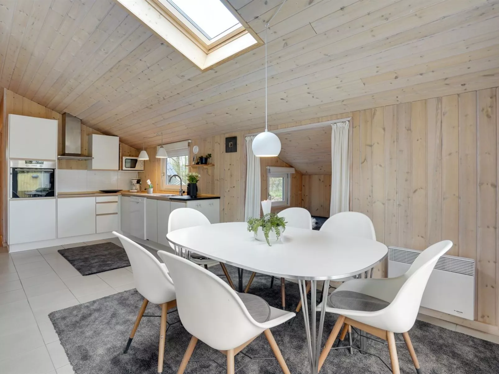 "Kea" - 30km from the sea-Binnen