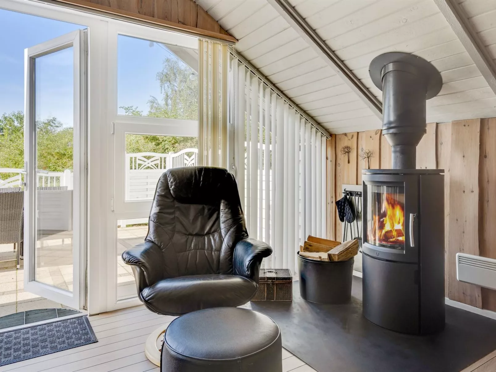 "Ines" - 25km from the sea-Binnen