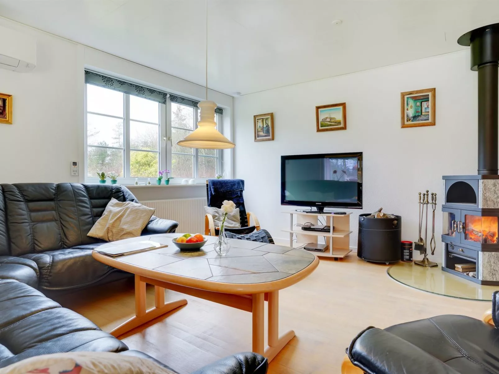 "Philip" - 2km from the sea-Binnen