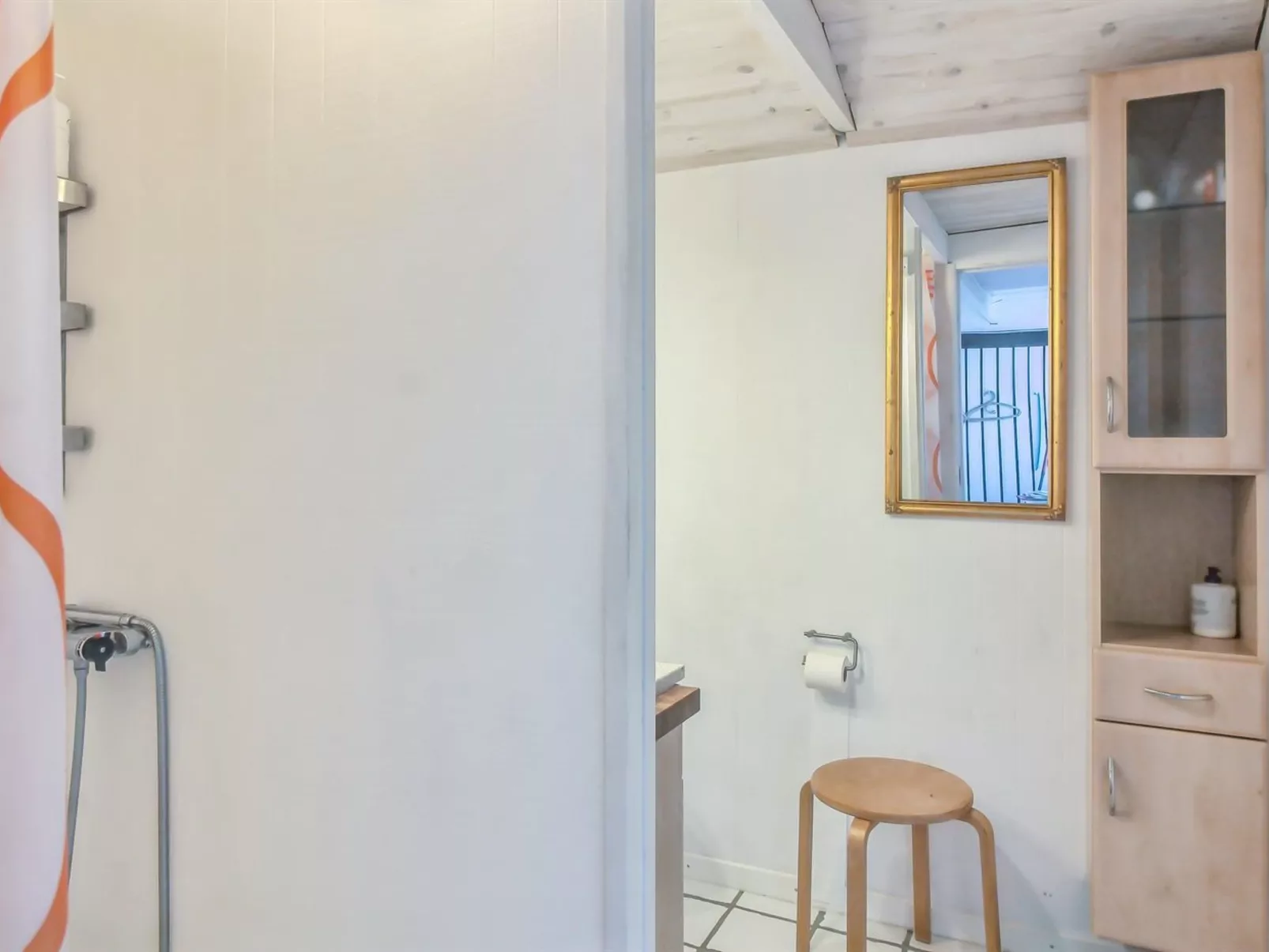 "Trude" - 250m from the sea-Binnen