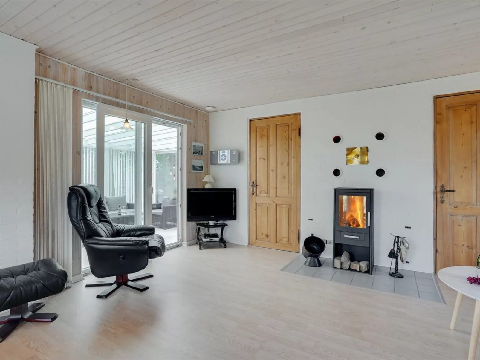 "Lippi" - 2.3km from the sea-Binnen