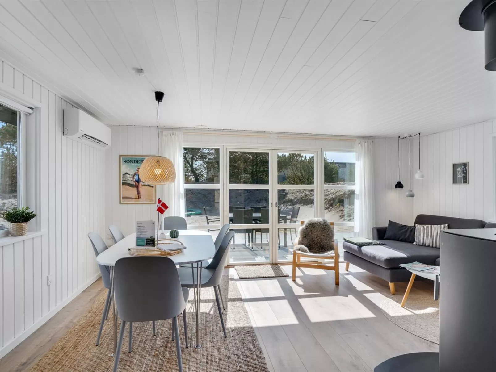 "Gillis" - 900m from the sea-Binnen