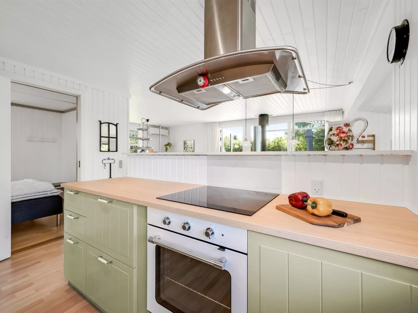 "Raisa" - 200m to the fjord-Binnen