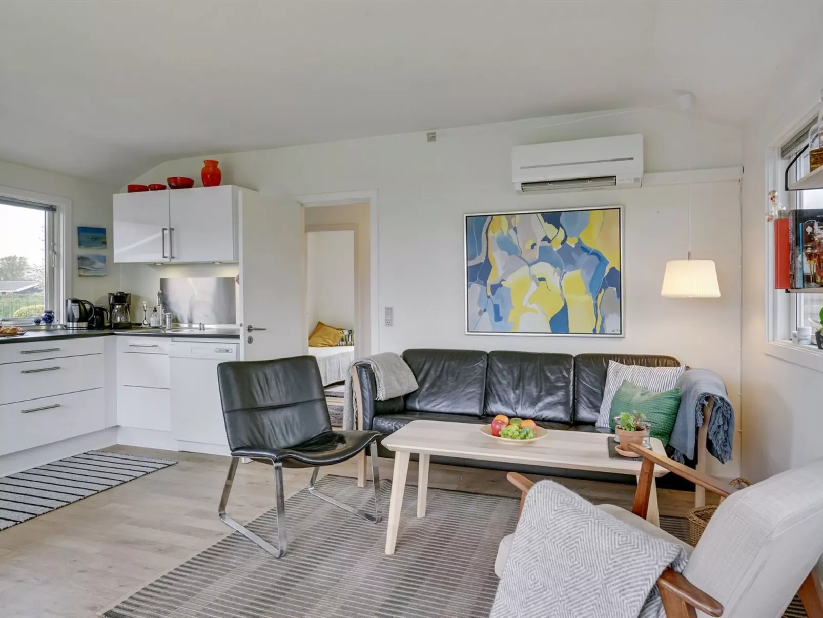 "Ainikki" - 200m from the sea-Binnen