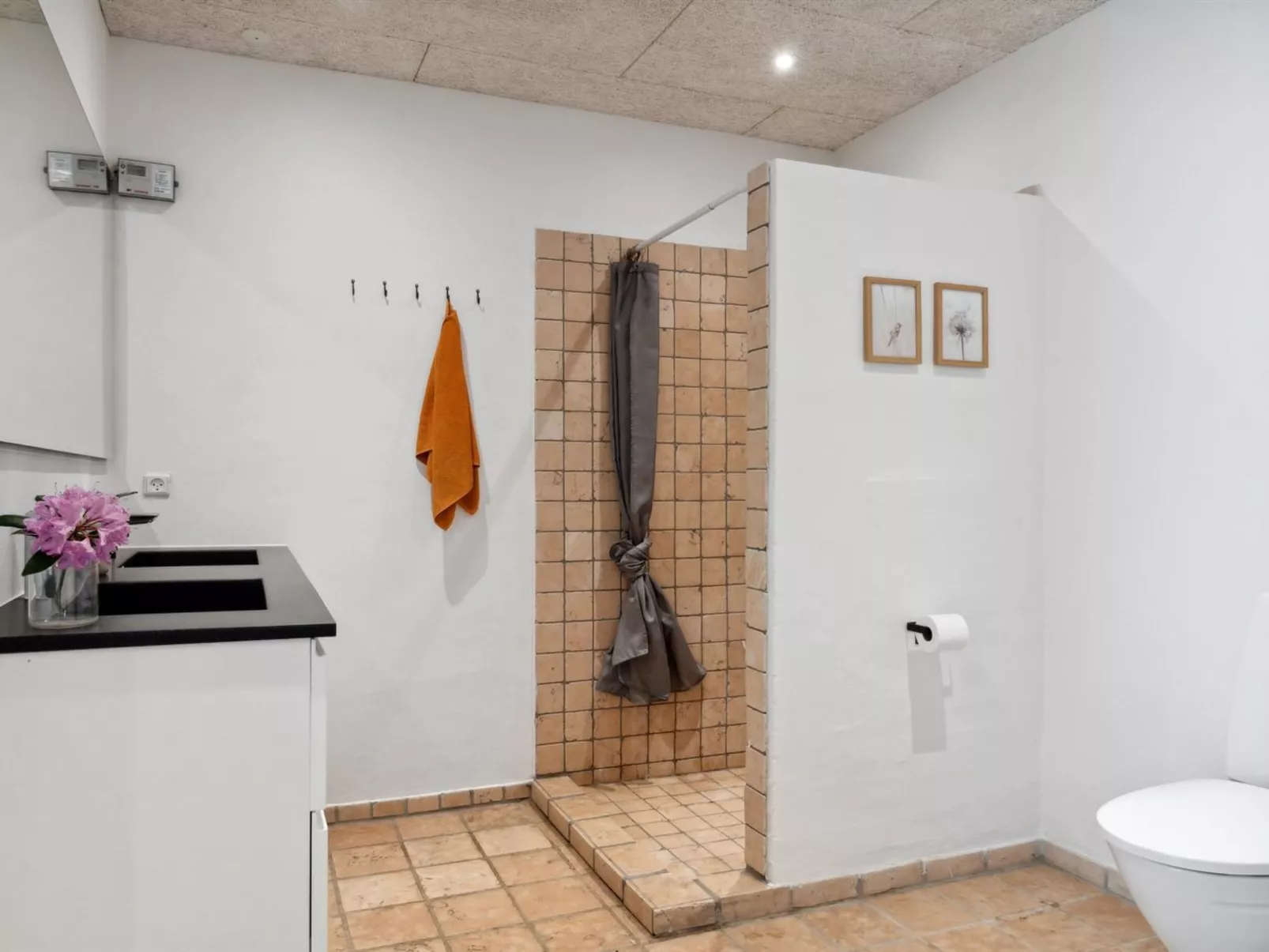 "Thilo" - 2.3km from the sea-Binnen