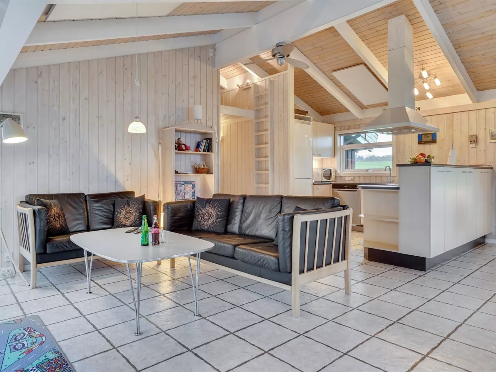 "Rik" - 350m from the sea-Binnen