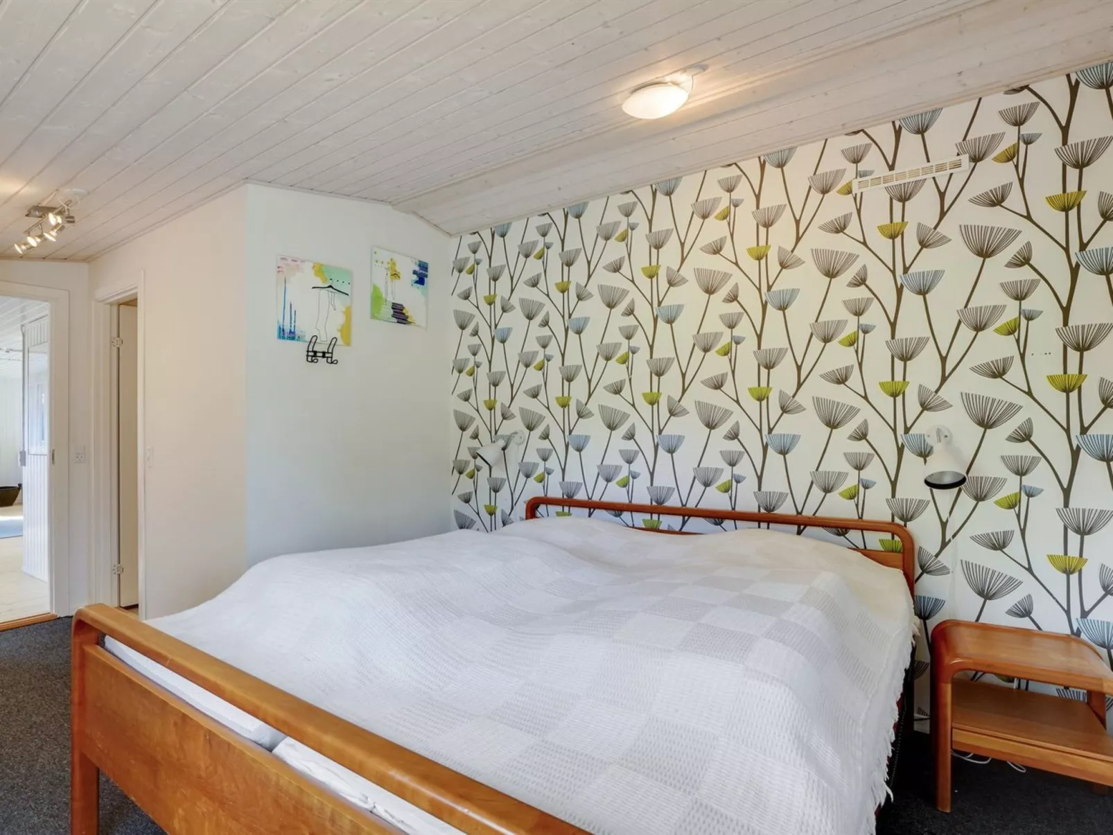 "Self" - 400m to the fjord-Binnen