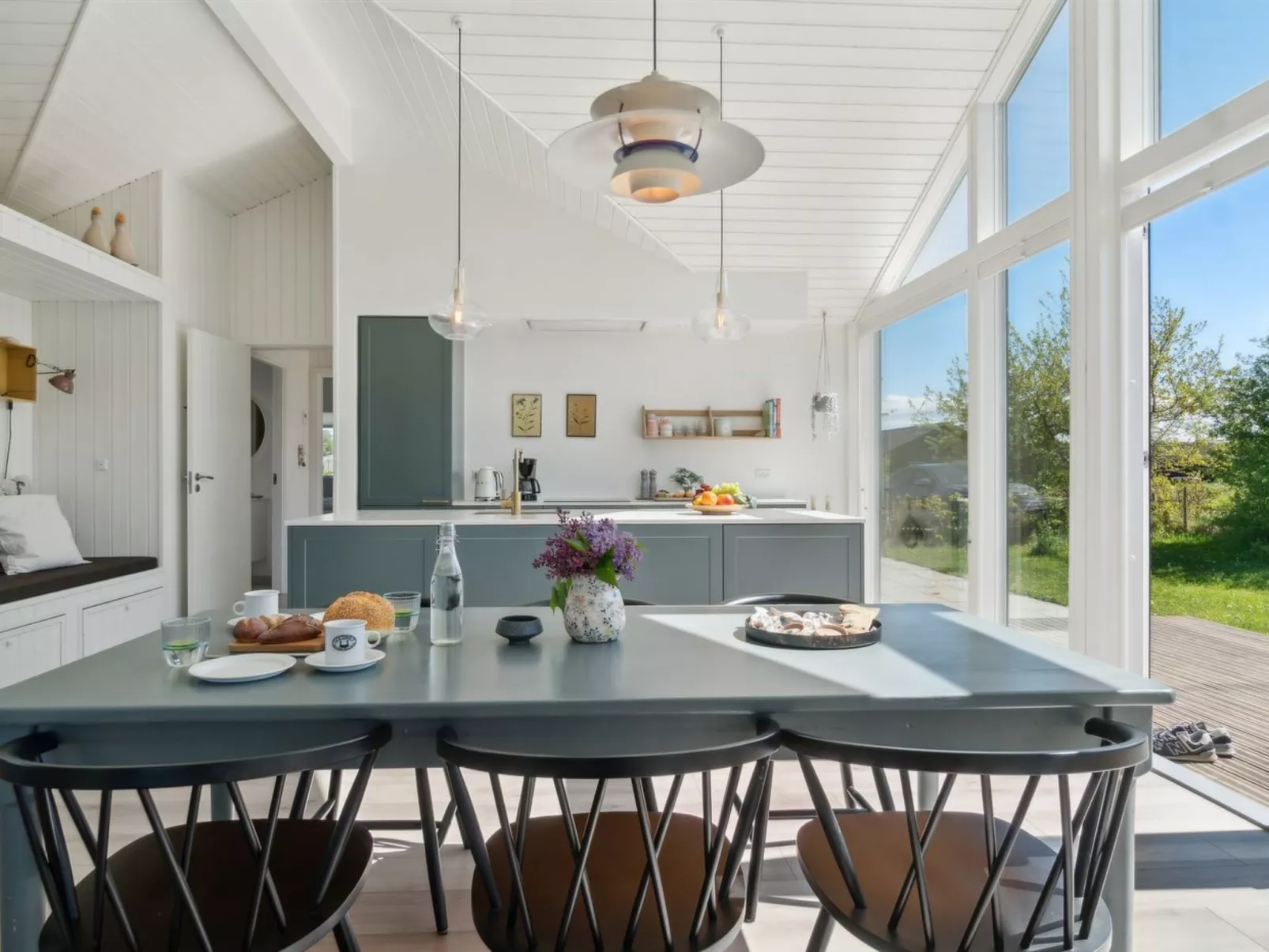 "Gregor" - 300m from the sea-Binnen