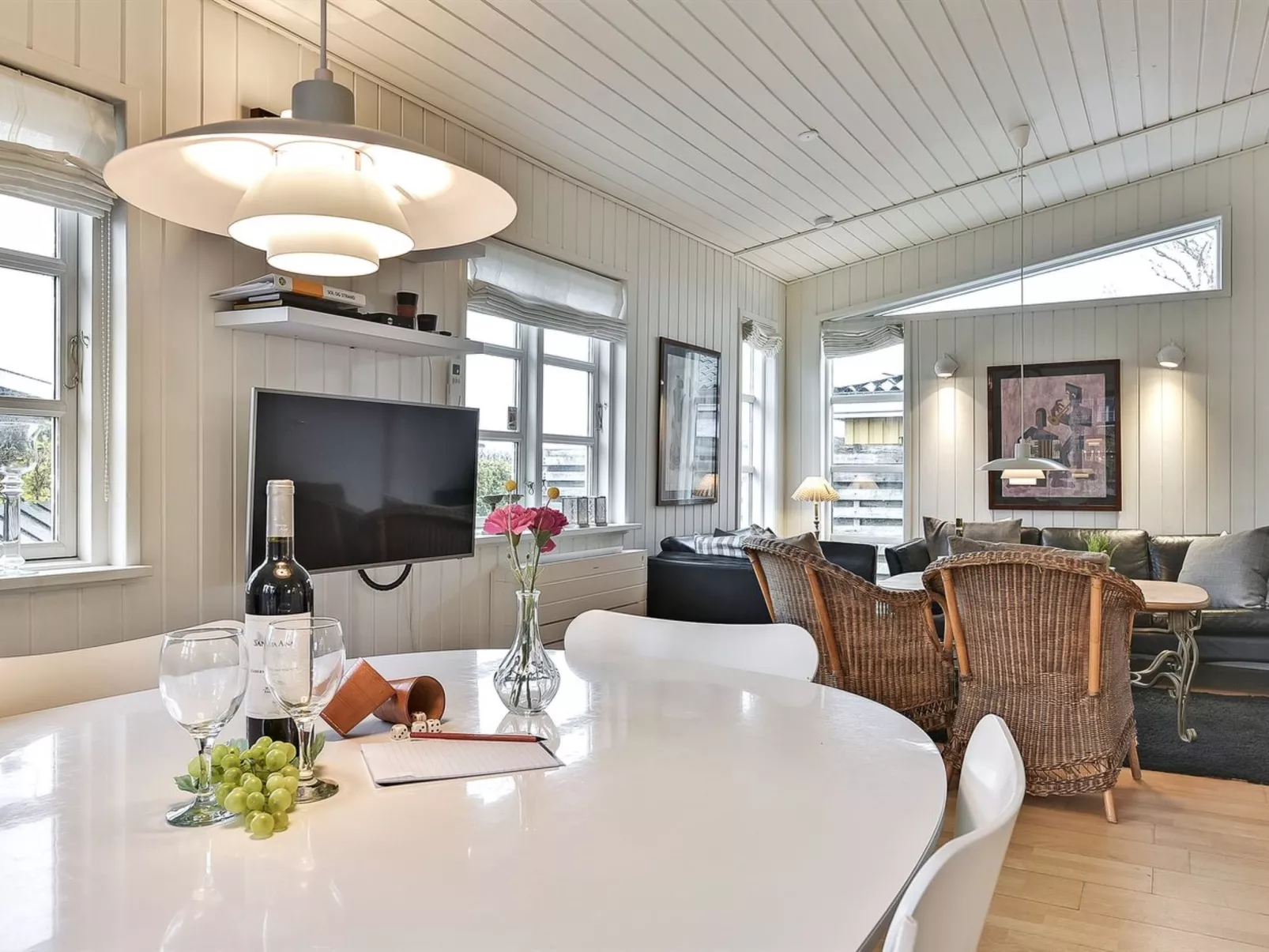 "Viljami" - 20m from the sea-Binnen