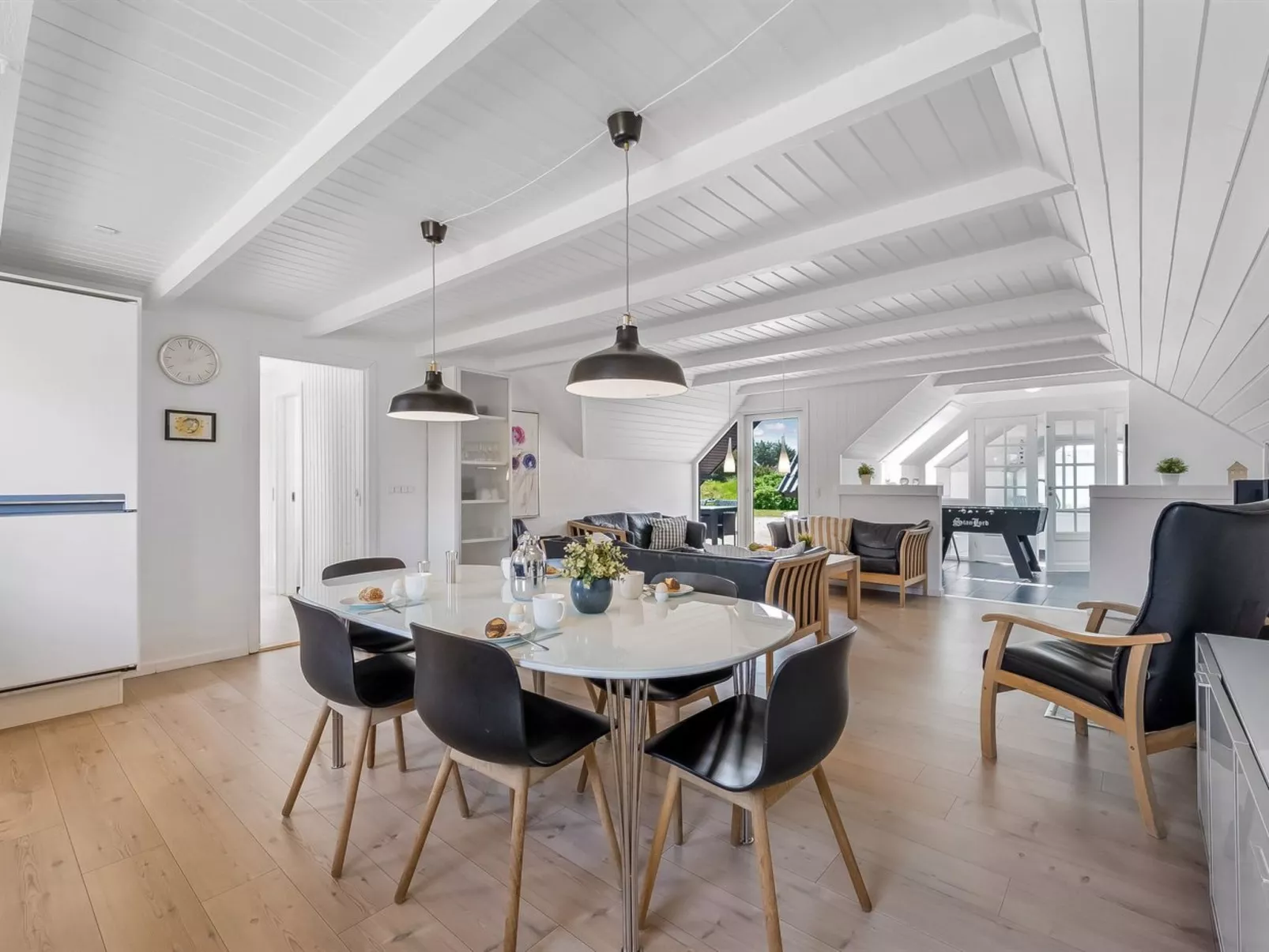 "Lidija" - 850m from the sea-Binnen