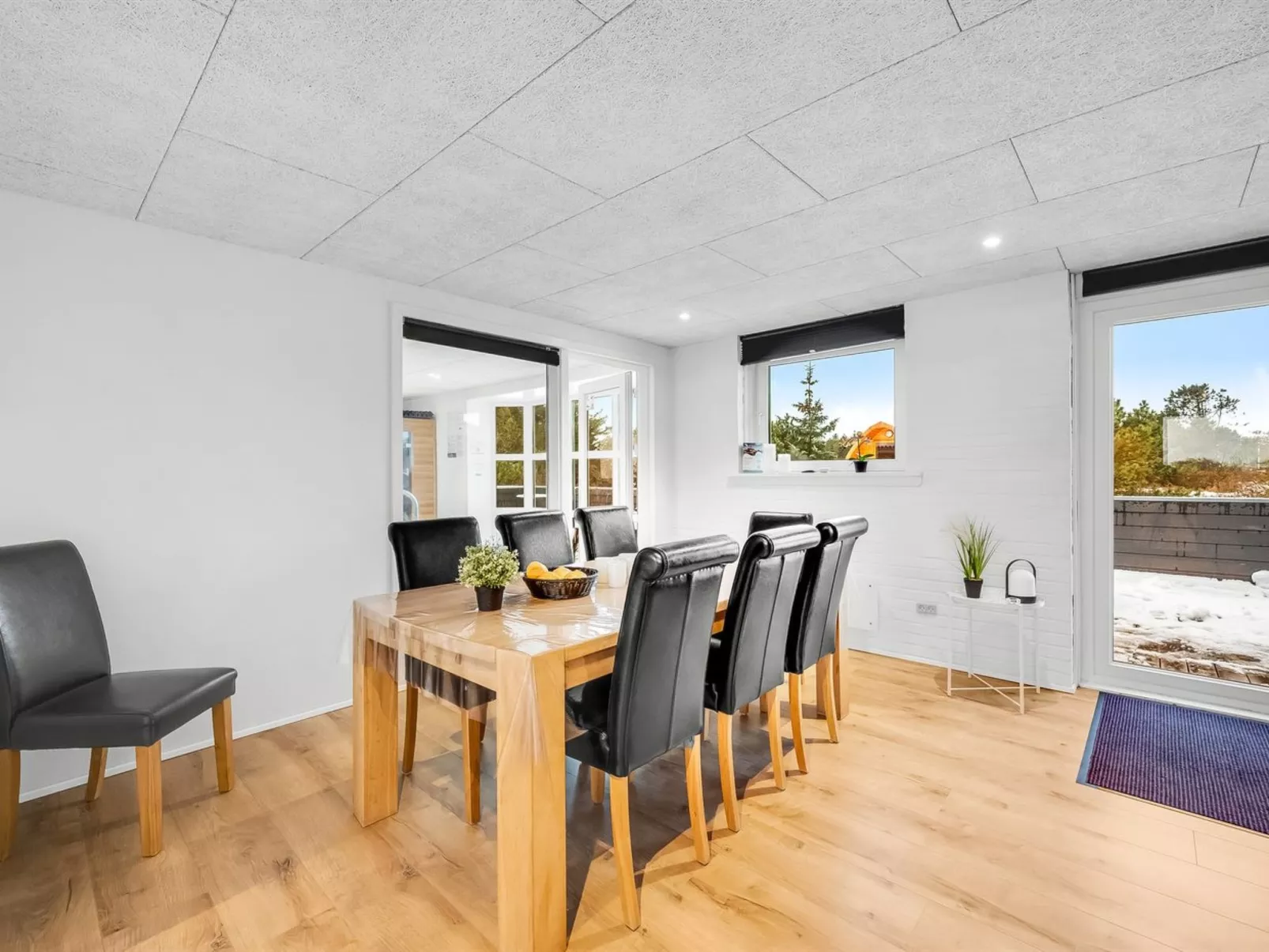 "Sissan" - 900m from the sea-Binnen