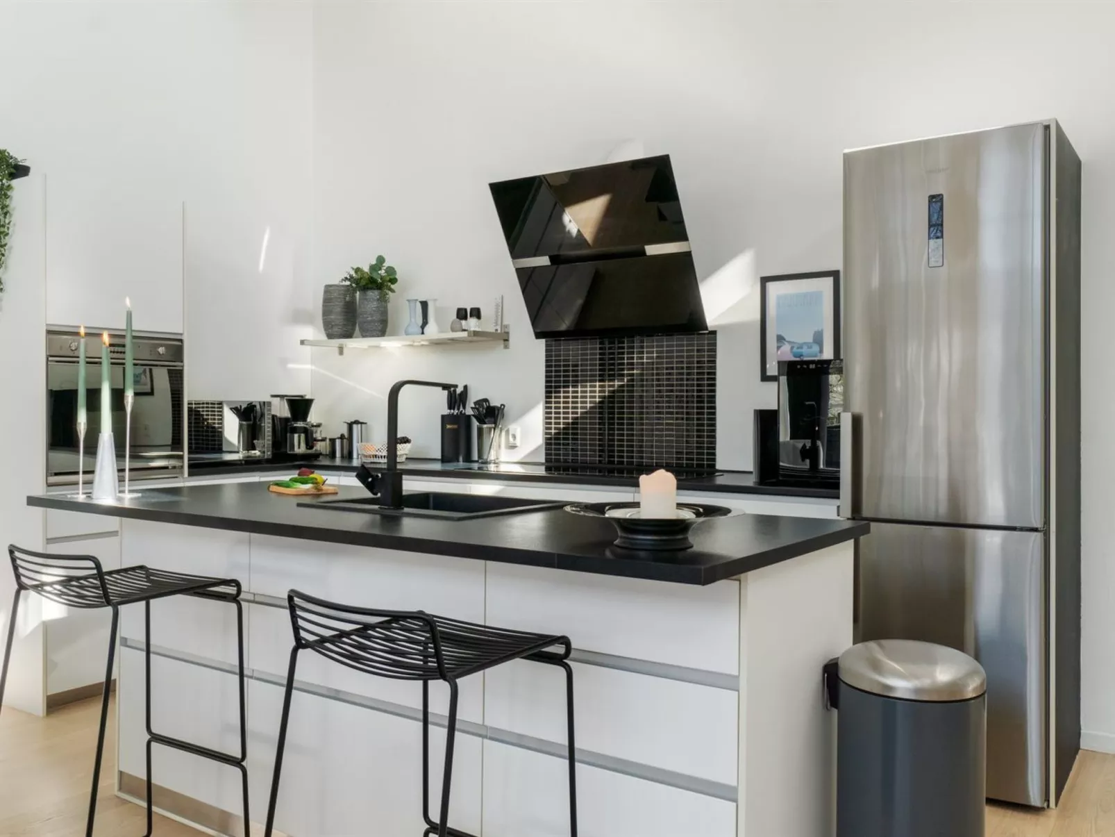 "Todor" - 1.1km from the sea-Binnen